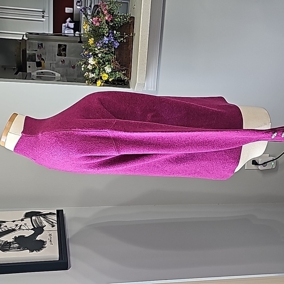 TAHARI Purple long sleeve sweater. 3 Reinstone buttons at sleeves. SMALL No - Picture 4 of 12